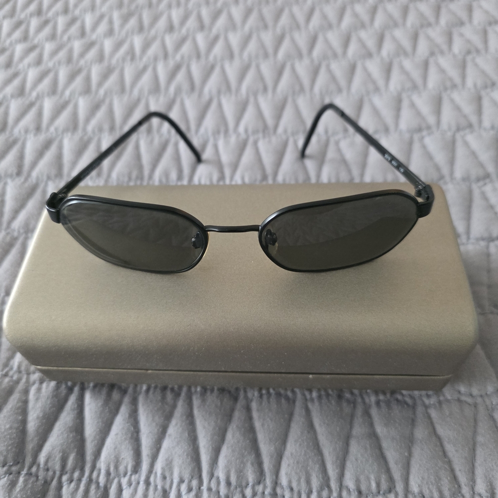 Emmanuel Ungaro Vintage Chic Black Oval Sunglasses